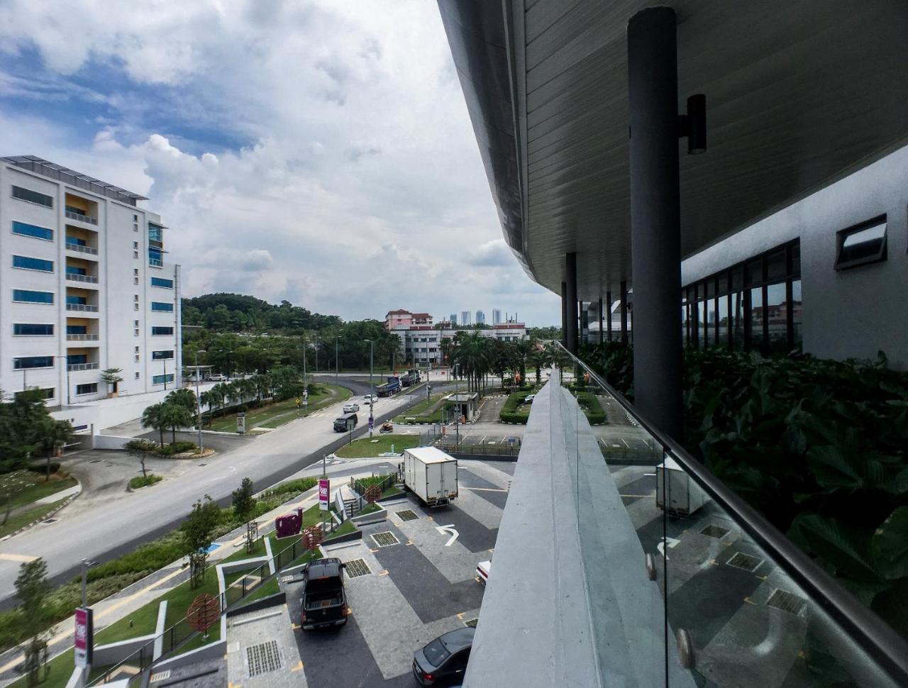 Cozy Kanvas Soho Suites Cyberjaya Exteriör bild